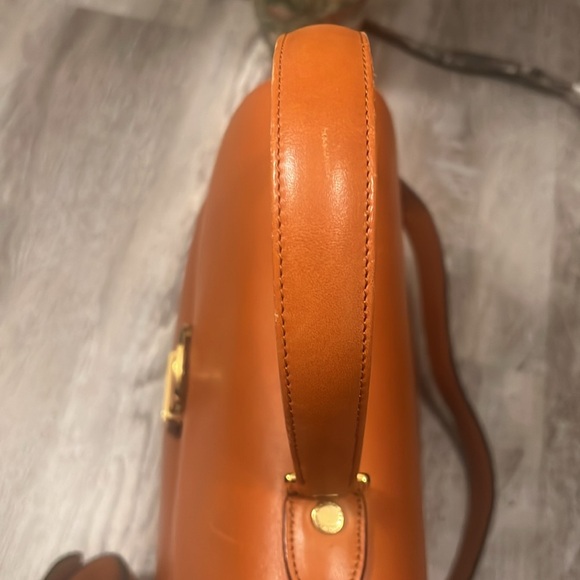 Beautiful authentic Crossbody Valentino Garavani - Picture 5 of 12